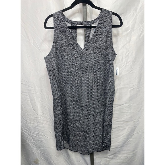 Old Navy Dresses & Skirts - Old Navy Women's Black White Floral Print Sleeveless V Neck Keyhole Dress XL